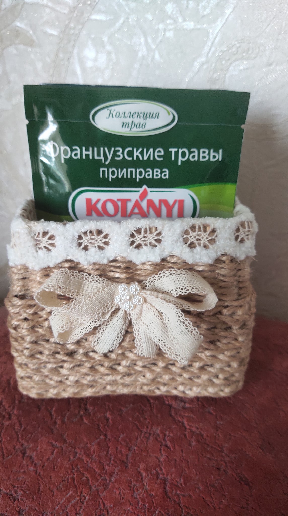 Коробочка под специи из картона и джута для кухни